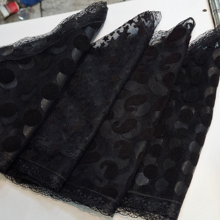 عکس محصول روسری سه گوش توری در 4 طرح