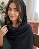 عکس محصول شال درختی پلیسه مشکی حاشیه دانتل