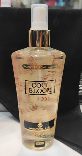 عکس محصول بادی اسپلش زنانه وودلایک مدل Good Girl حجم ۲۵۰ میلیلیتر