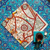 روسری قواره کوچک نخی با ترکیب رنگ نارنجی و کرم