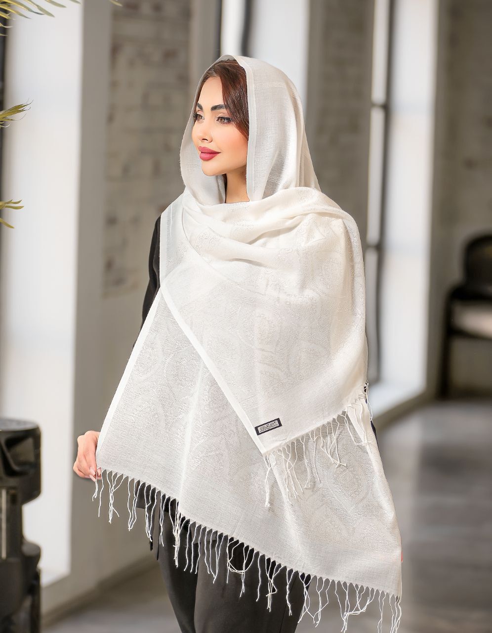 نمای مدل شال ژاکارد نخ سفید وارداتی🇹🇷