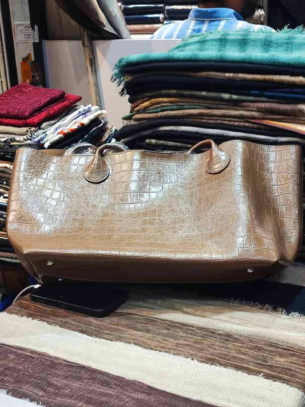 کیف دوشی زنانه بزرگ طرح کروکودیلی کد 1268