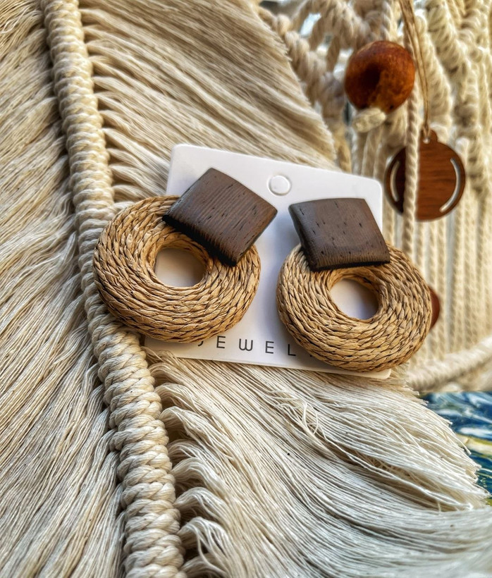 گوشواره چوبی در ۹ طرح-وارداتی