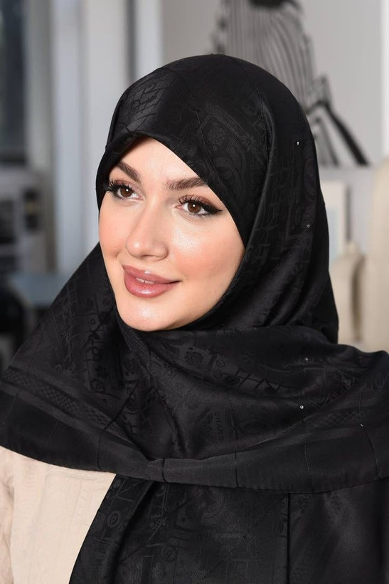 روسری ژاکارد پولکی در 10 طرحبندی متنوع