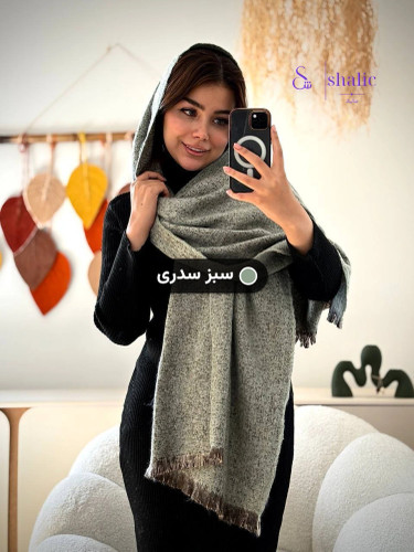 مدل زنانه با شال موهر بوکله دونه برفی رنگ سبز سدری