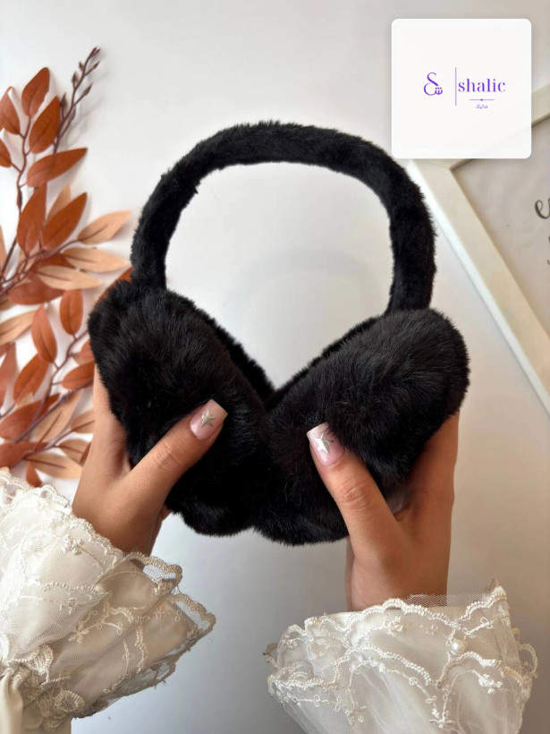 گوشگیر تدی مشکی کلاسیک مناسب برای ستهای کژوال و رسمی زمستانی